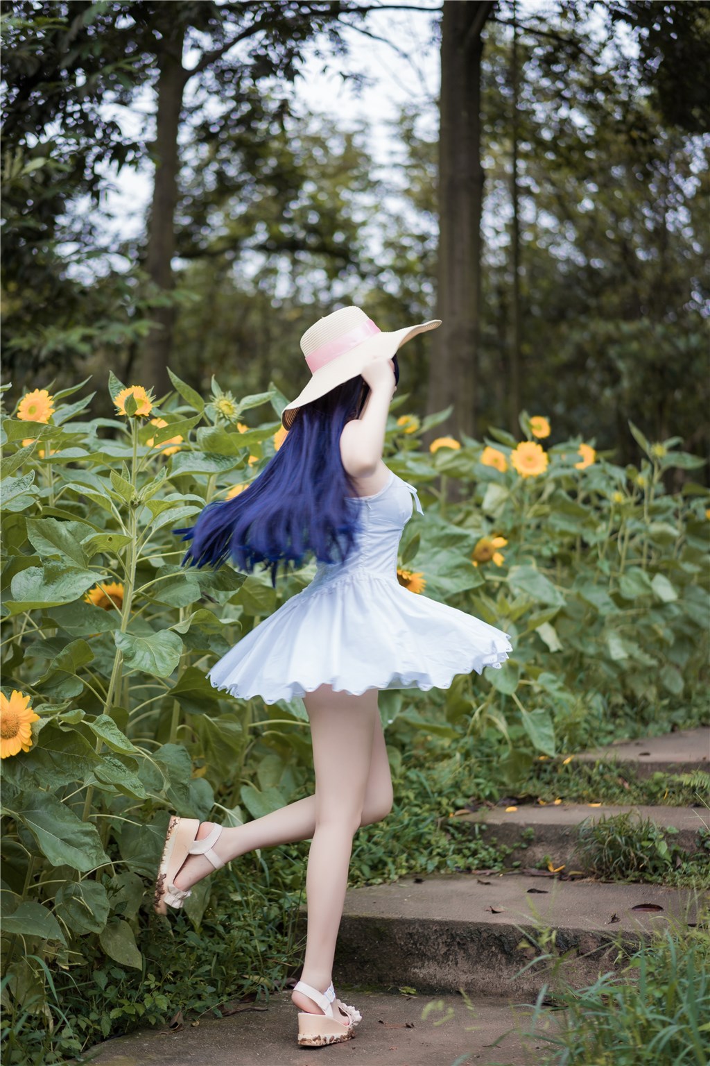 《权威报道：麻豆官媒官方网站新版改版引领行业新趋势》